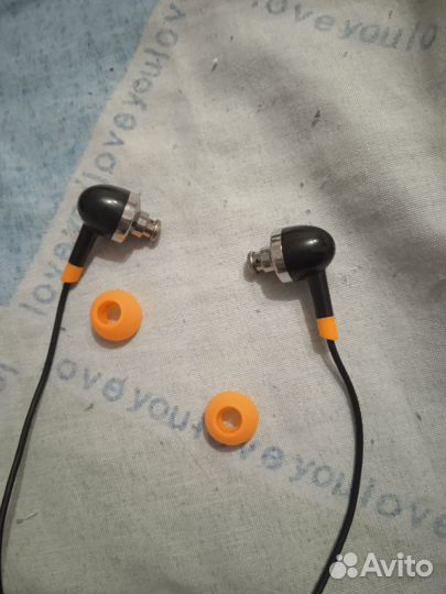 Наушники