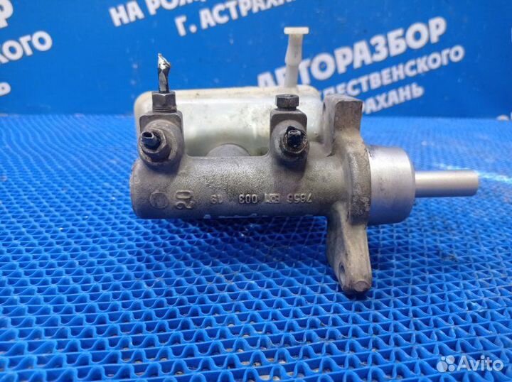 Главный тормозной цилиндр Renault Logan седан K7J