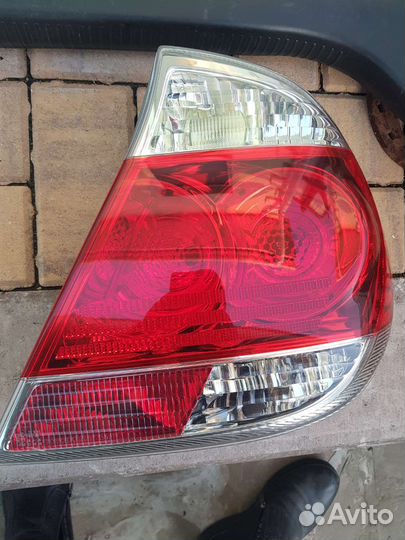 Фара тойота камри 35 задняя правая