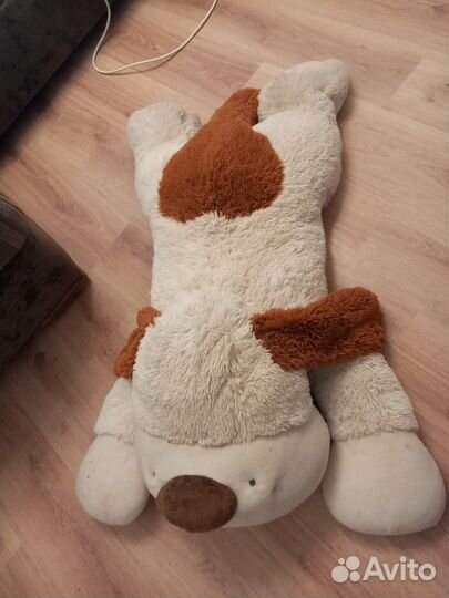 Большая игрушка собака