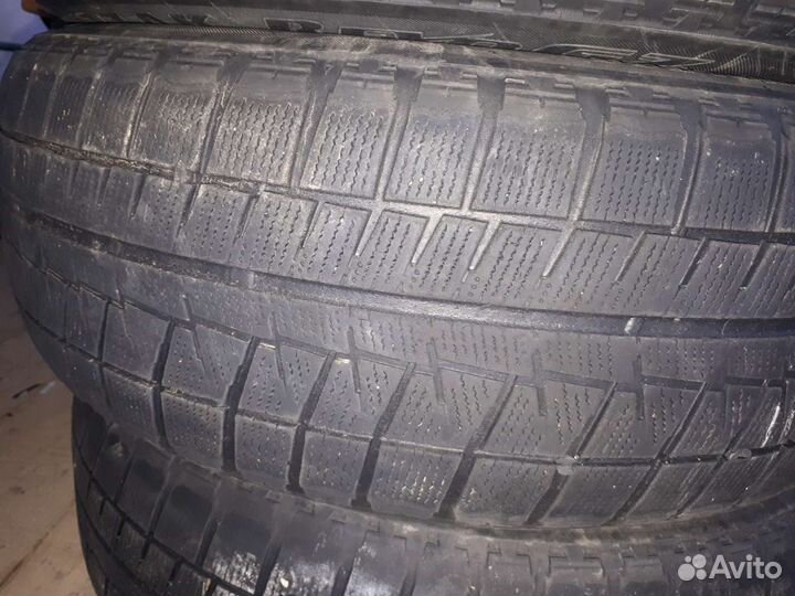 Bridgestone Blizzak Ice 205/60 R16