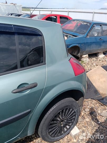 Крыло заднее левое Меган 2(Хэтчбек)