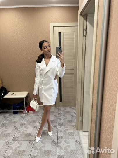 Платье вечернее