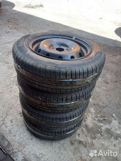 Pirelli Cinturato P1 185/65 R15