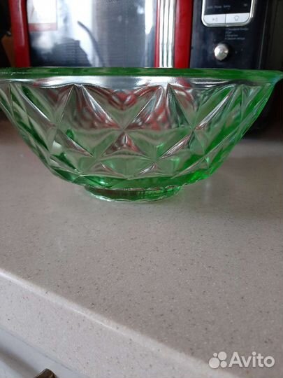 Салатник, ваза для фруктов зелёное стекло