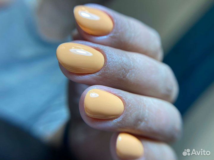 Услуги маникюра, педикюра