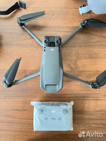 Квадрокоптер dji мавик 3