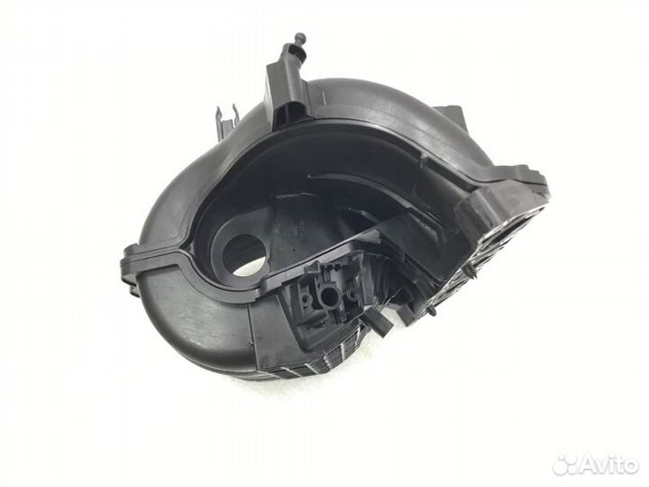 Коллектор впускной Volkswagen Polo 1.6 2013