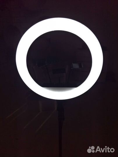 Кольцевая лампа 45 см с напольным штативом