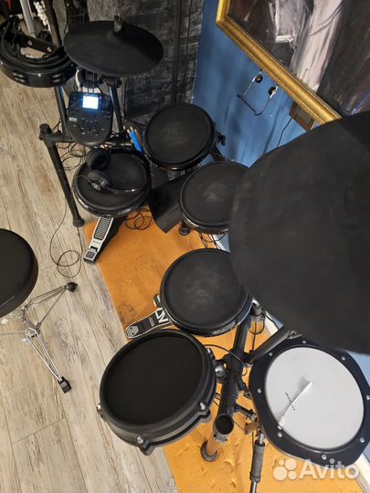 Электронные ударные Alesis Nitro Mesh Kit