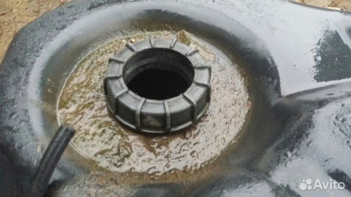 Бак топливный Volkswagen Passat B3 9A 1991