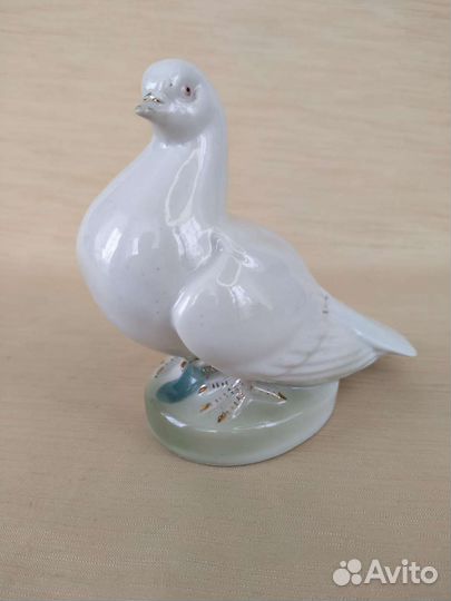 Статуэтка Голубь Старая Гжель