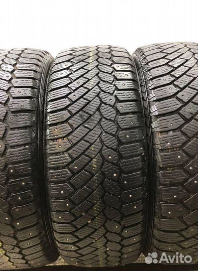 Gislaved Nord Frost 200 SUV 215/55 R18 99T