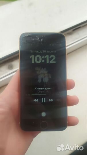 iPhone 8, 64 ГБ