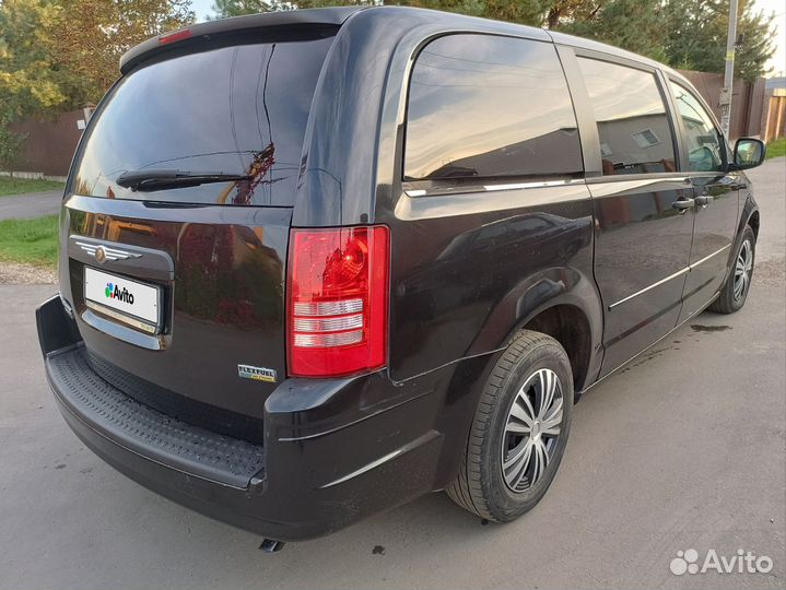 Chrysler Town & Country 3.3 AT, 2007, 170 000 км