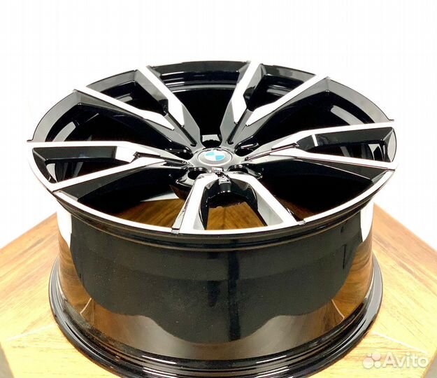 Диски для на бмв BMW X7 (G07) R22