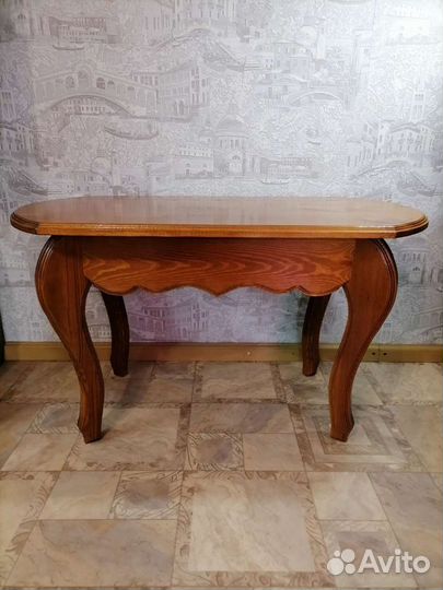 Стол журнальный