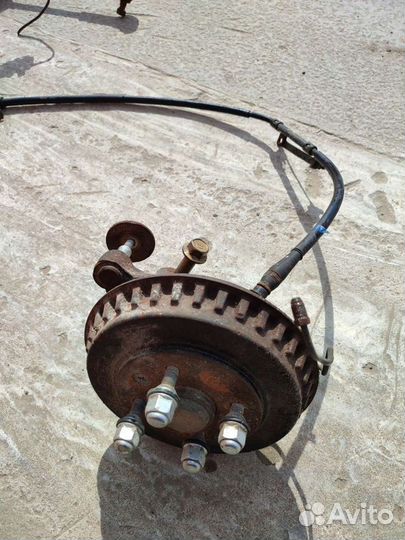 Кулак задний Киа спектра