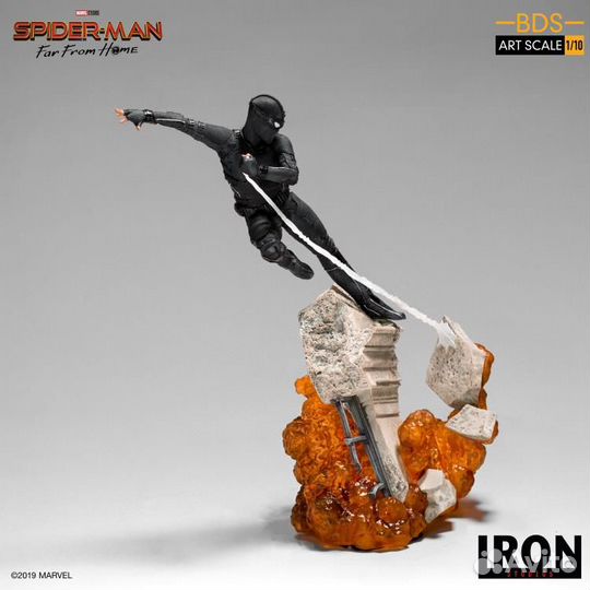 Статуэтка Spider-Man