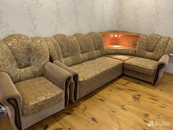 Угловой диван