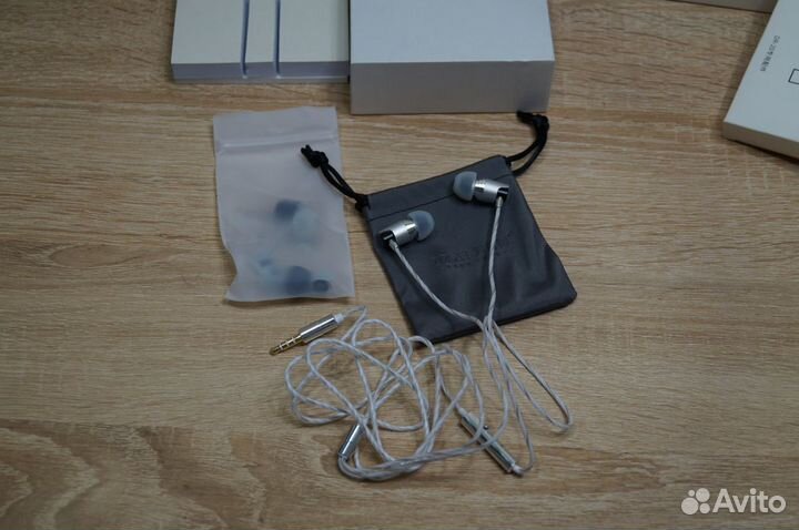 Наушники dzat DR-20