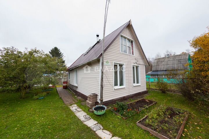 Дом 65,3 м² на участке 10 сот.