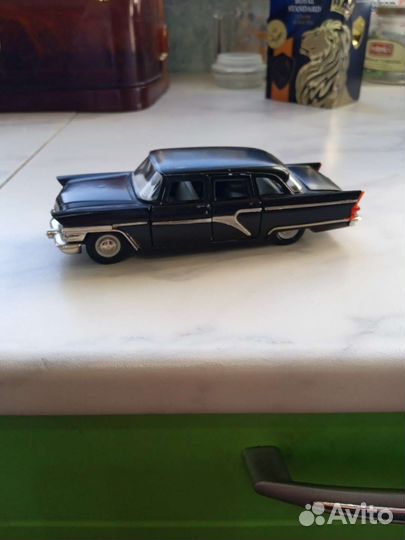 Модель Чайка газ-13 советская