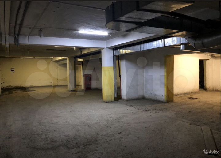 Машиноместо, 16 м²