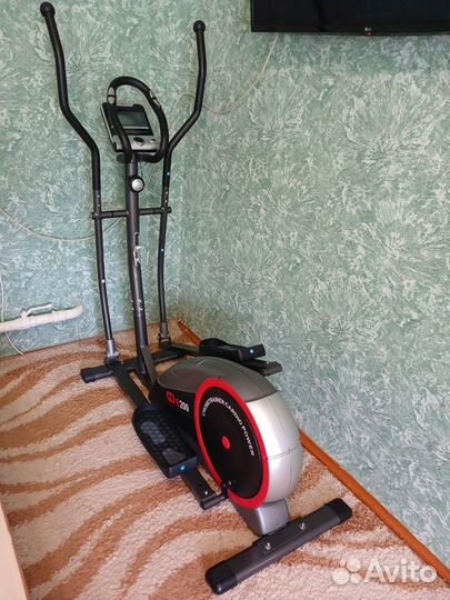 Эллиптический тренажер cardio power E200