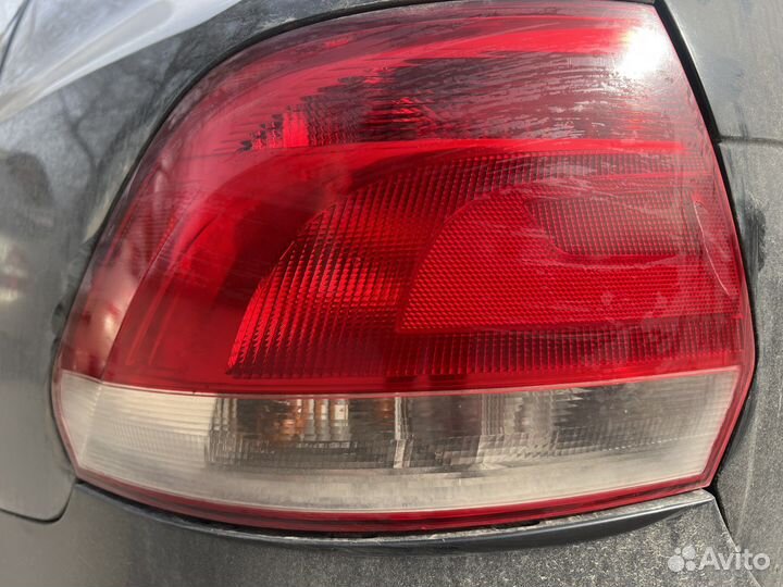 Продам задние фонари polo sedan
