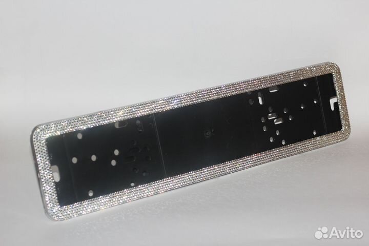 Рамка для номера со стразами