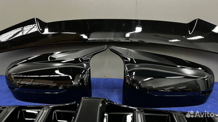 М спойлер, крышки зеркал, ноздри. BMW G20