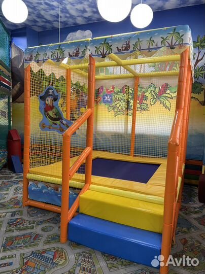 Аниматор на детский праздник и игровая комната