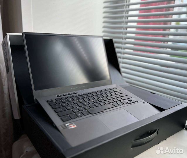 Asus ROG zephyrus G14 RTX2060