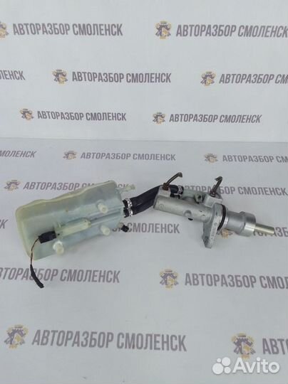 Цилиндр тормозной главный Mercedes-Benz Vito W639