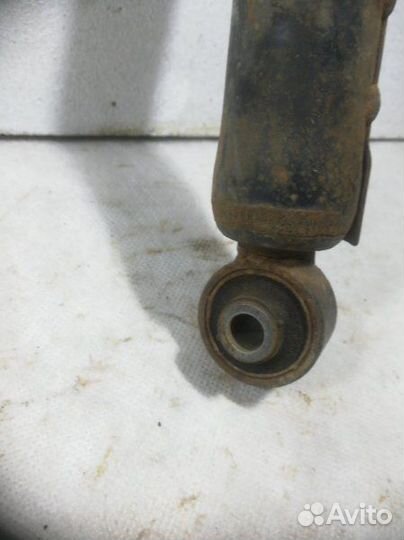 Амортизатор задний задний Toyota Rav4 XA30