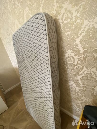 Детская кровать с матрасом 160*80