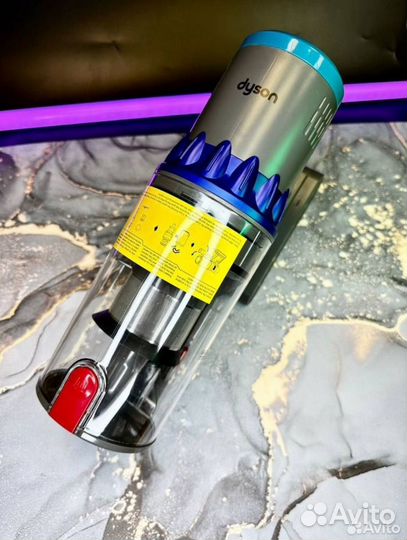 Пылесос dyson v15 (Новый)