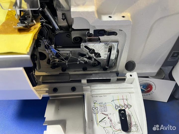 Оверлок Jack E3-4-М2-24 со столом