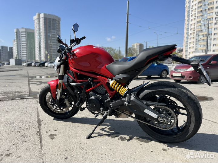 Ducati monster 797
