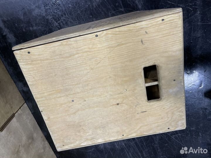 Тумбу для функциональных тренировок