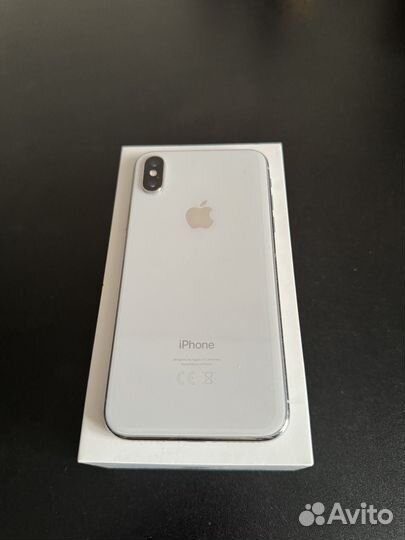 iPhone X, 64 ГБ