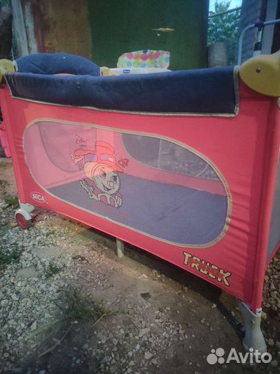 Манеж детский складной