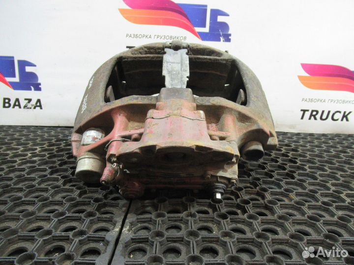 41033395 Суппорт левый