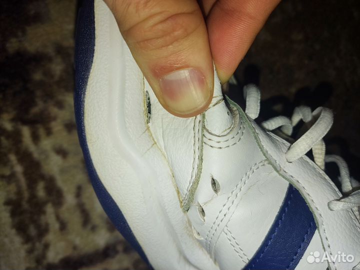 Кроссовки возврат