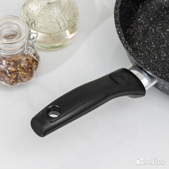 Сковорода Доляна «Элит», d22 см, антипригарное пок