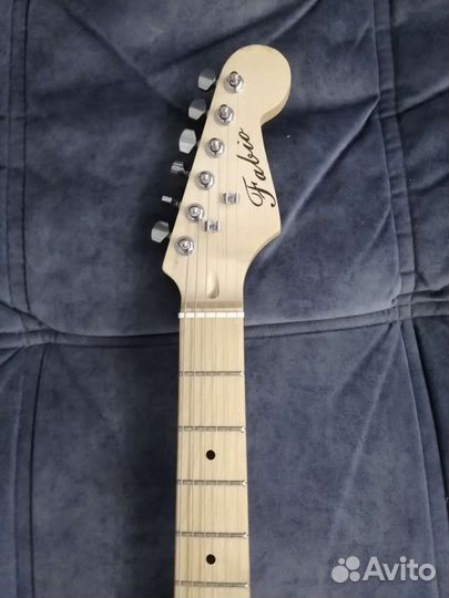 Электрогитара Fabio