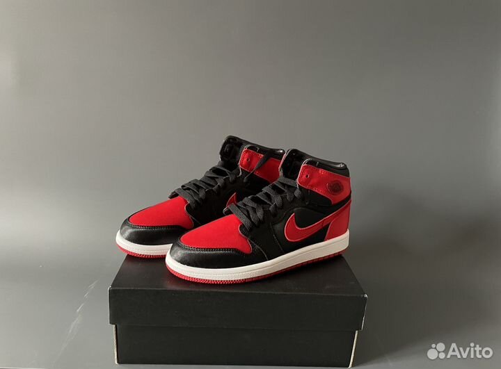 Nike Air Jordan 1 High OG Stain Bred EU 38,5