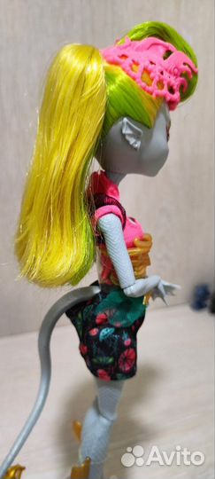 Кукла Монстер Хай monster high Лагунфайер
