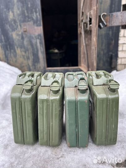 Канистра 20 литров